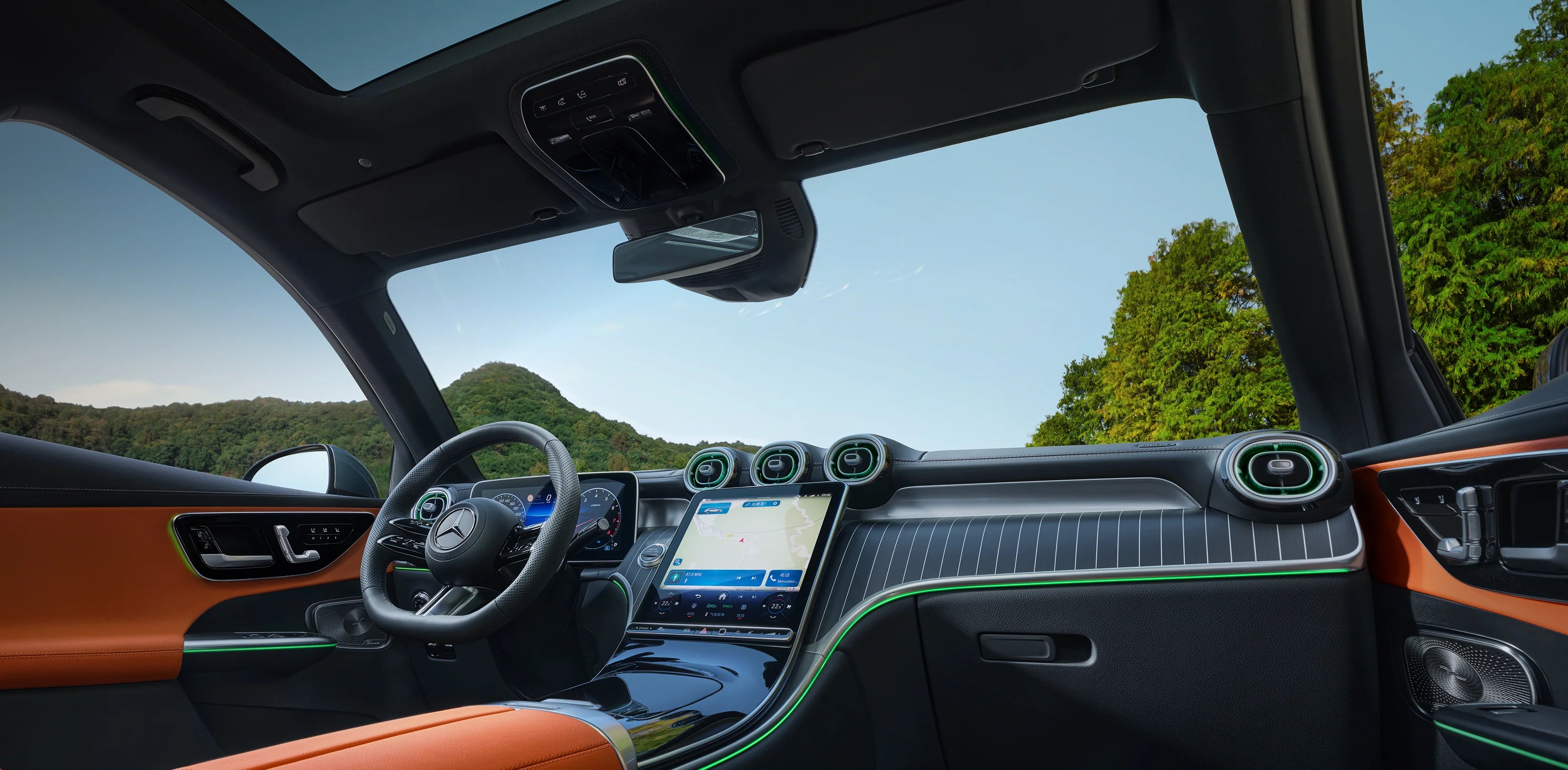 Mercedes Benz  GLC  2025